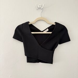 BABATON Aritzia Black Sculpt Knit Wrap Front V Neck Cropped Ribbed Shirt XXS